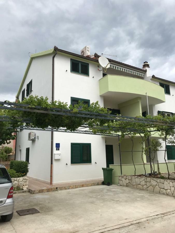 Apartments Milka Trogir Kültér fotó