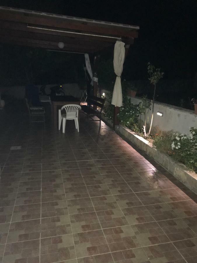 Apartments Milka Trogir Kültér fotó