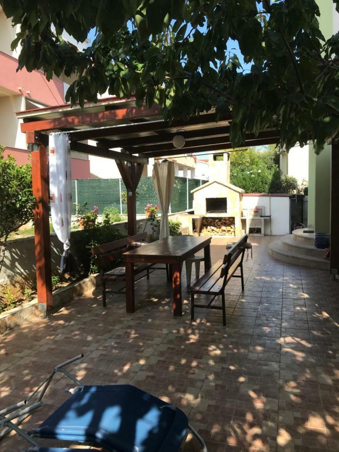 Apartments Milka Trogir Kültér fotó
